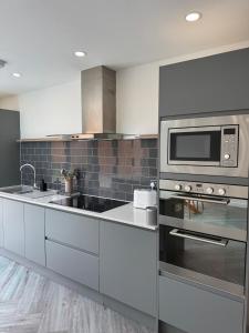 Luxury Modern Home Near Liverpool