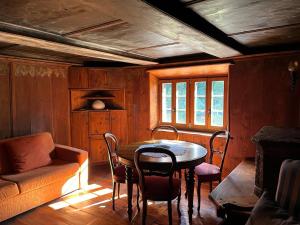 Bijou aus dem 18 Jahrhundert im Maggiatal