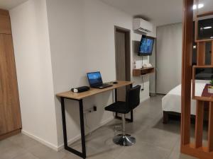 Beautiful studio Equipetrol, Rooftop restaurant