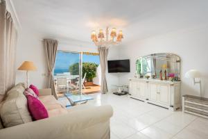 Exclusive frontline one bedroom apartment