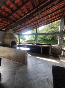 Sítio em guapimirim de frente a cachoeira do escorrega