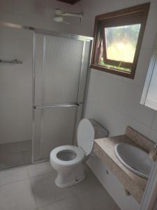 Sítio em guapimirim de frente a cachoeira do escorrega