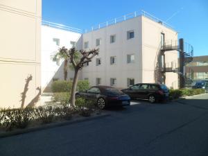 Hotels hotelF1 Villeneuve Loubet : photos des chambres