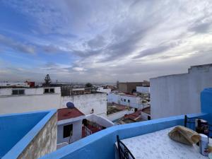 Au cœur de la Kasbah Des Oudayas avec vue sur latlantique