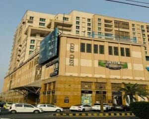Stylish Luxury Apartments in Gold Crest With Shopping Mall by HBA