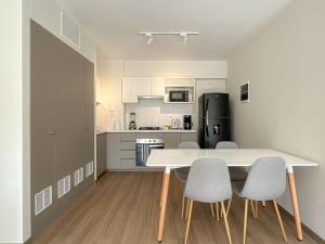 Stylish La Mar Miraflores Apartment by Geko