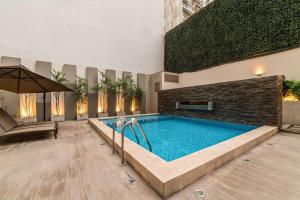 Midnight 2BR by Geko