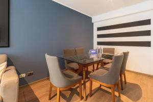 Midnight 2BR by Geko