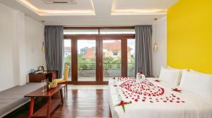 Victoria Central Residence