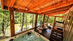 Riversong Cabin - Living Waters Farm - Cornelia