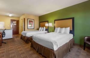 Studio with 2 Double Beds - Non-Smoking room in Extended Stay America Suites - Madison - Junction Court