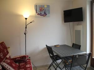 Appartements Apartment in Bechigne near Village Center : photos des chambres