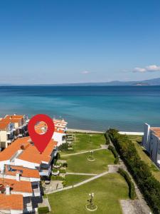 Waves & Agistri by Nest