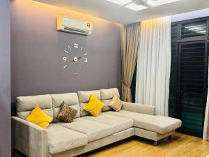 Beautiful 20-Person Villa, Walk to Beach & Market - Ubytování bez kategorie ve městě Batu Feringgi