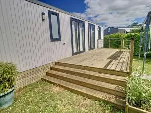 Mobil-home Grand Confort 6p, 3 Ch, Terrasse, 200m Plage, Piscine, Fitness, Parking, Wifi Inclus - FR-1-361A-29 - Bouillon