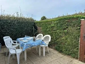 Maison 29m² avec piscine, cour et parking à Notre-Dame-de-Monts près des plages - 4 personnes - FR-1-540-209 - Notre-Dame-de-Monts