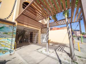 3BR 2BA Colonial Penthouse in Sosua STRIP