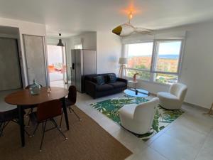 Superbe T4 Duplex Climatisé 67 Pers, Wifi, Parking - FR-1-798-56