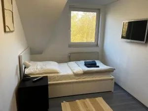 Einzelzimmer nahe Hamburg Flughafen und City - 亨施泰特-乌尔茨堡