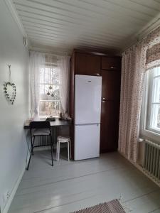 Ainutlaatuinen huoneisto Vanhassa kyläkoulussa