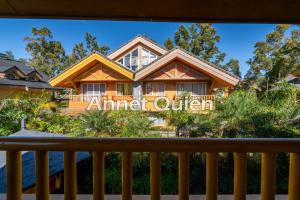 4 Bedroom Log Cabin in Camp John Hay Baguio