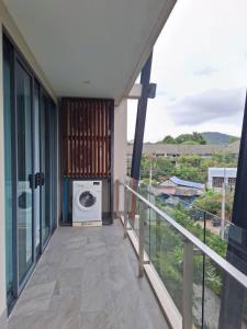 At the tree by fatimahR408