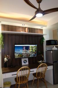 Serene Stays at Shore