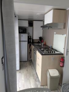 Campings ARDECHE, mobil home 6 personnes climatise : photos des chambres