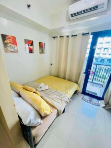 Sea Residences near MOA and SMX