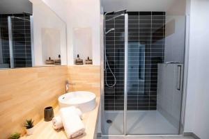 Appartements Le Bonamour - Elegance et serenite entre plage et port : photos des chambres