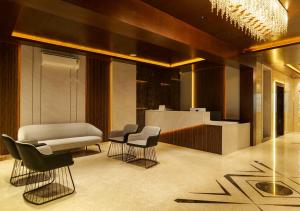 Balu Residency - A Business Class Hotel