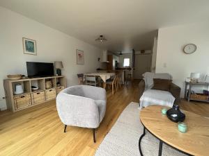 Villa neuve 300 m plage sud 3 chambres