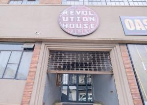 Artsy City Studio Apartment