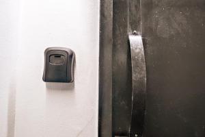 Artsy City Studio Apartment