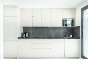 Beachside escape with parking and pool REMS