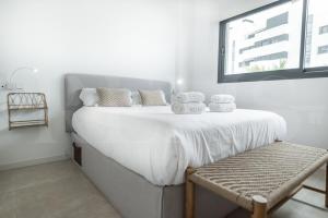 Beachside escape with parking and pool REMS