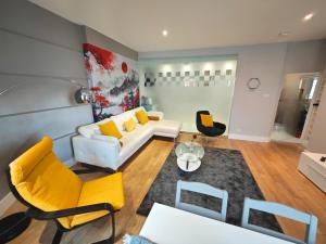 Luxury 3-Bed Flat - 1 min from Baker Street Station