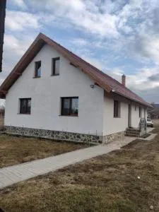 Morrison Village - Siculeni