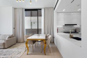 Your Own Pool Spacious 2BDR Apartment JVC