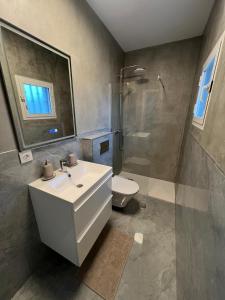 Super Apartment Riviera with sea views!