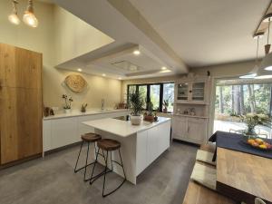 Maisons de vacances Maison l-Oasis 8 personnes piscine : photos des chambres