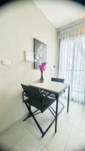 The Base Central Pattaya Condo by Thiva