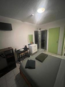 Hotels Le Manteau Bleu : photos des chambres