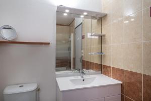 Hotels The Originals City, Hotel Cap Maya, Cap d'Agde : photos des chambres