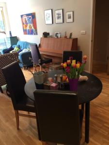 Shoreditch pad bright & airy