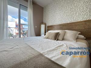 Chalet El Coto Vera Playa, Tres dormitorios, Urbanización Piscina, Terraza, Sótano, Garaje