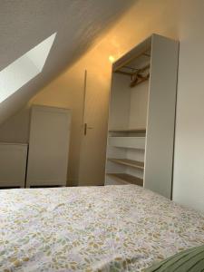 Maisons de vacances Cottage cosy avec jardin, piscine et parking : photos des chambres