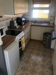 2 Bedroom Chalet Close to Beach