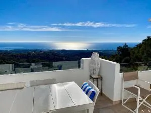 Spectacular sea view duplex near MARBELLA - La Mairena