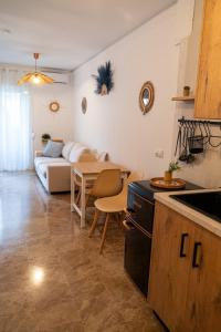 Loft on the beach and a few steps from downtown